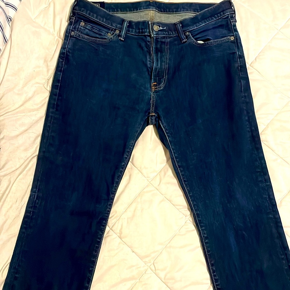Abercrombie & Fitch Kennan Straight Jeans